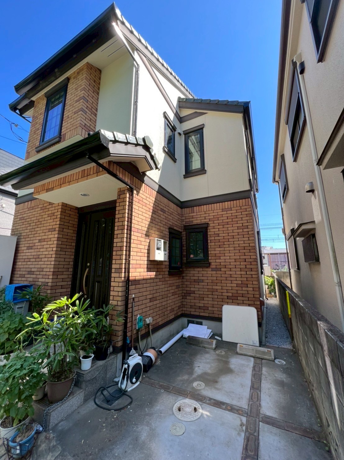 外壁と屋根の相談前の住宅